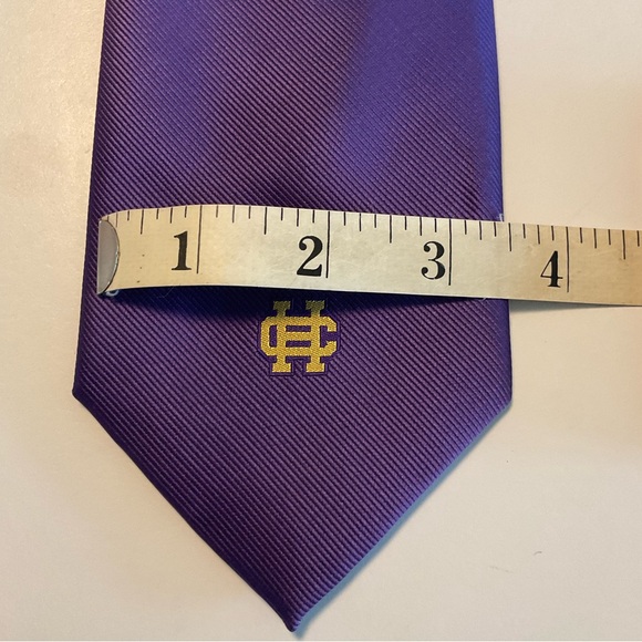 Catholic High, LR, AR, Tie & Belt, Tie-Class of 1999 purple 59” x 3”, Belt-Sz 32 - Picture 8 of 16
